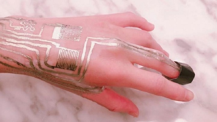 Al momento stai visualizzando Biosensori stampati direttamente sulla pelle