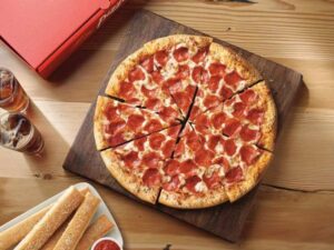 Scopri di più sull'articolo Pizza: valori nutrizionali e controindicazioni